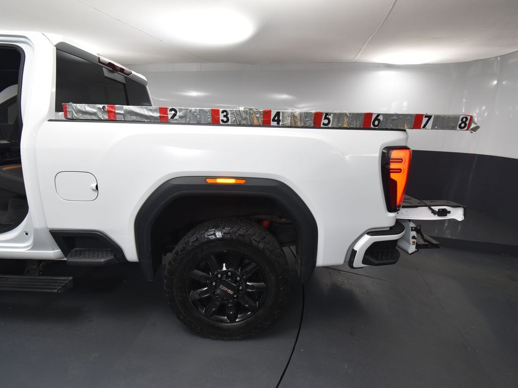 2024 Gmc Sierra HD AT4 photo 32