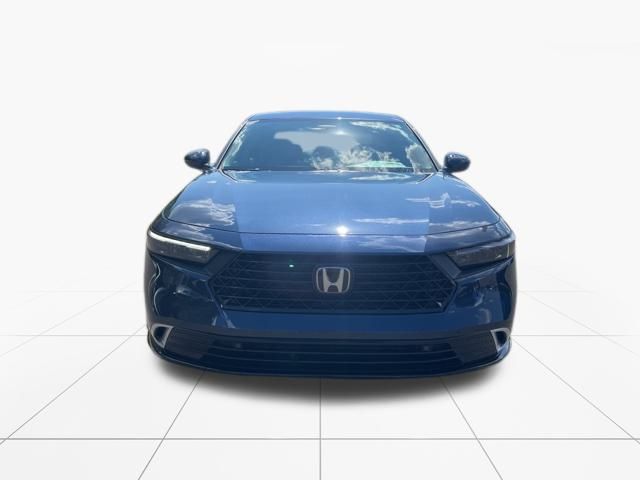 2025 Honda Accord SE photo 2