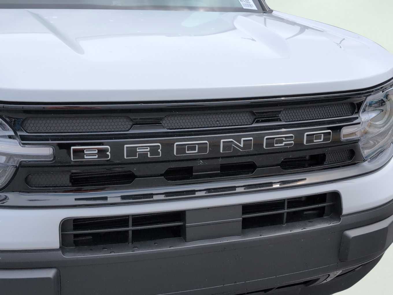 2024 Ford Bronco Sport Outer Banks photo 4