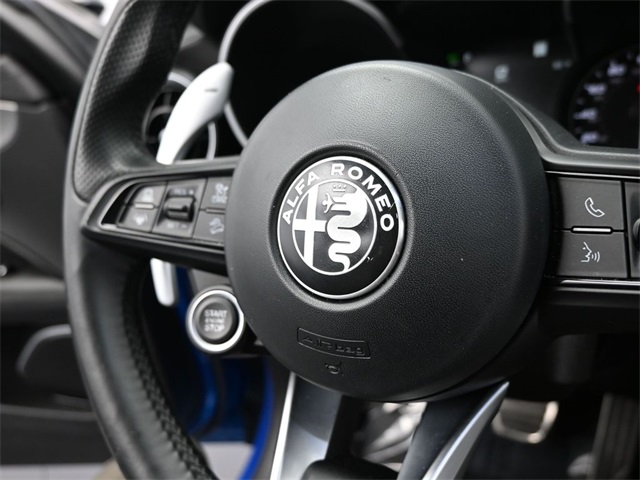 2022 Alfa Romeo Stelvio Ti Sport photo 13