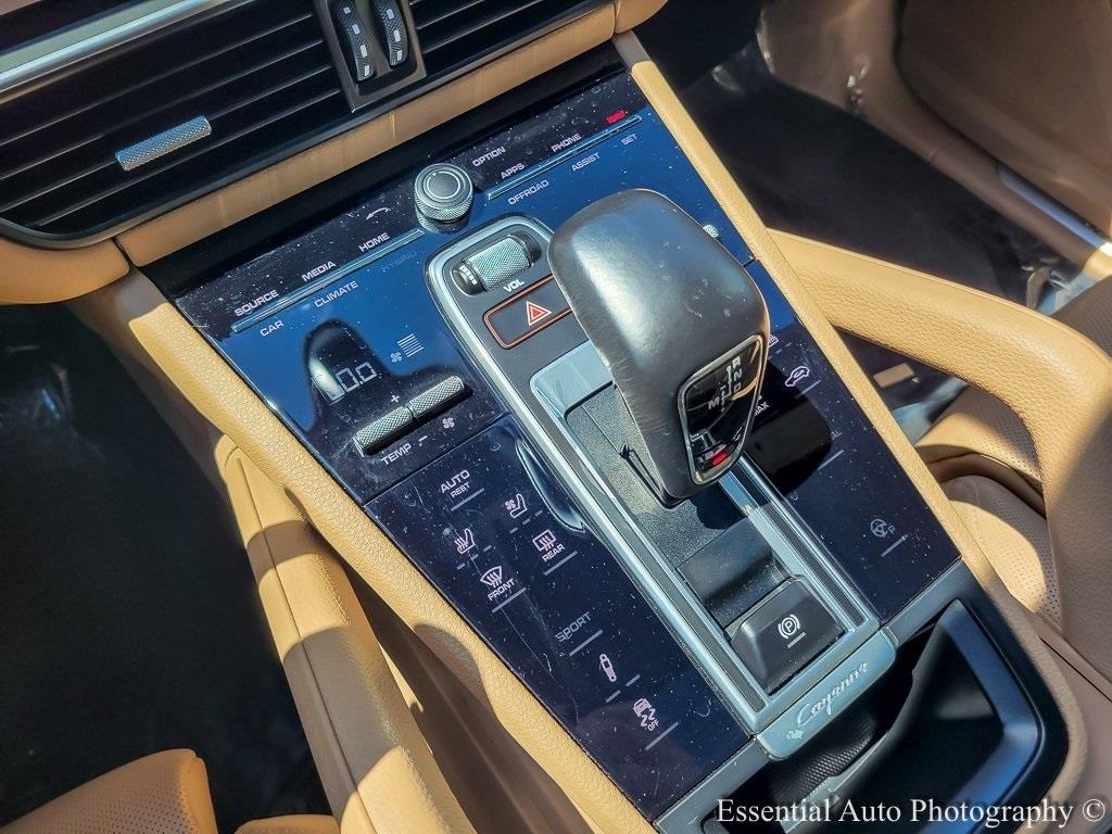 2021 Porsche Cayenne Coupe Base photo 17