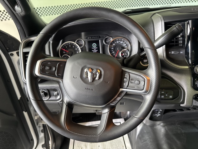 2025 Ram 2500 Tradesman photo 13