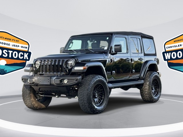 PRE-OWNED 2021 JEEP WRANGLER UNLIMITED SAHARA ALTITUDE WITH NAVIGATION & 4WD