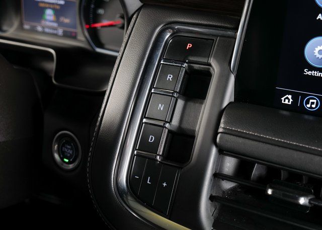 2021 Chevrolet Suburban Z71 photo 15