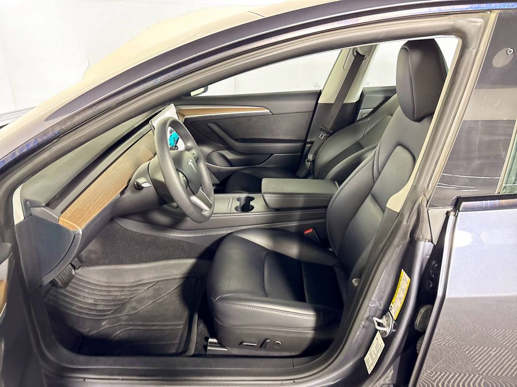2023 Tesla Model 3 photo 10