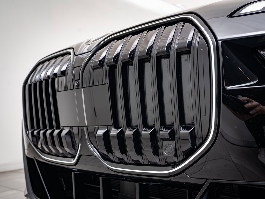 2025 Bmw 760i 760i xDrive photo 3