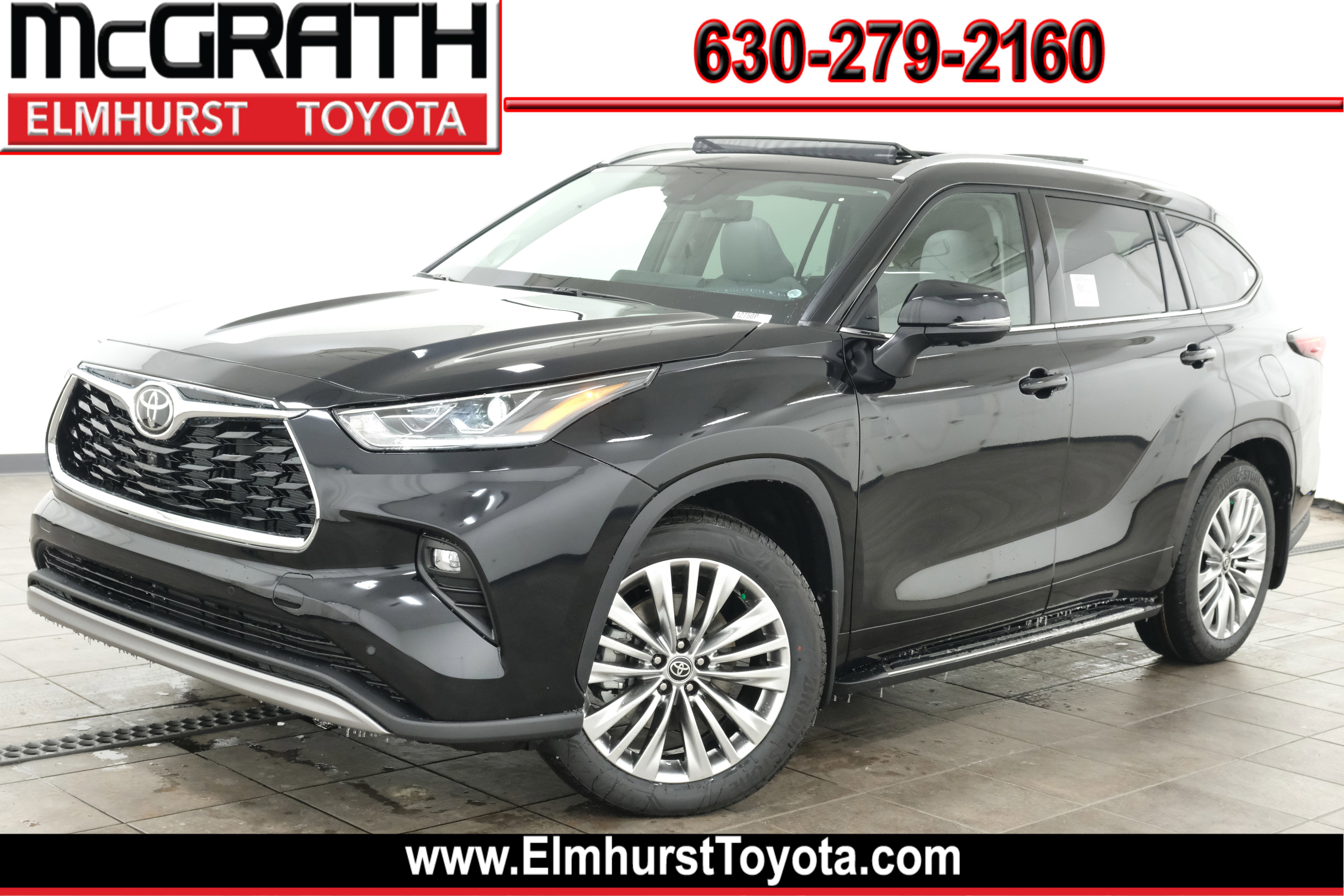 2026 Toyota Highlander Platinum's photo