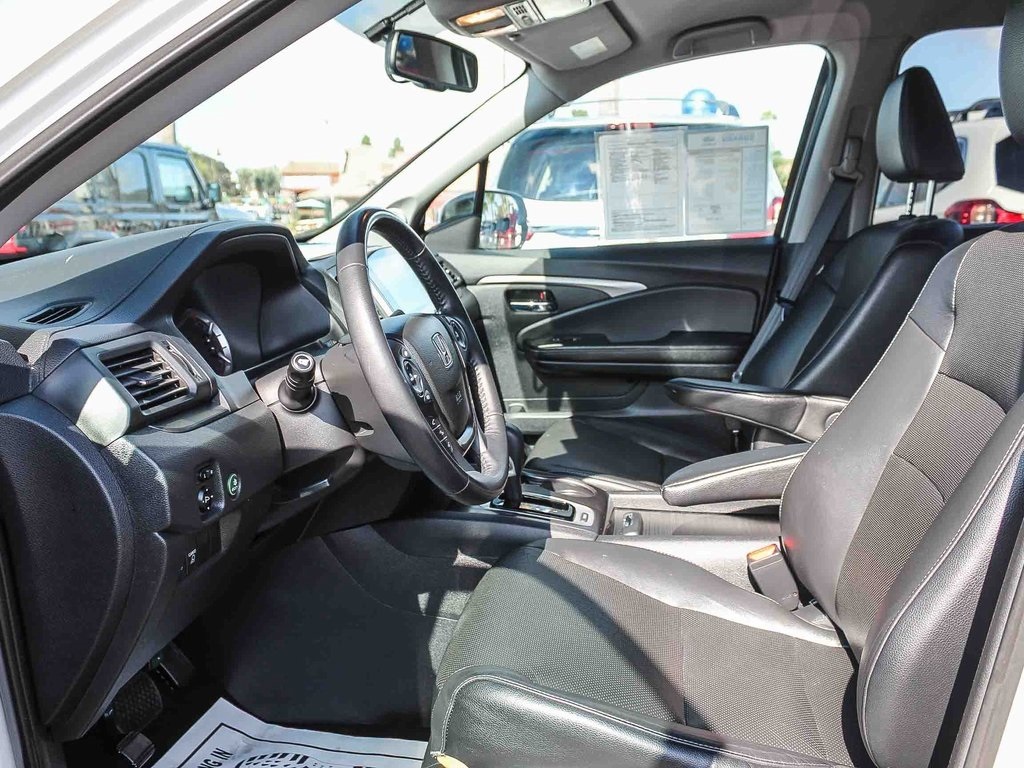 2018 Honda Ridgeline RTL-T photo 16