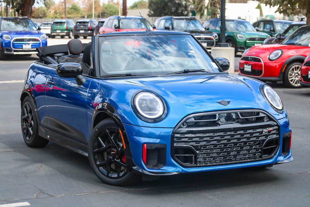 2026 Mini Cooper Convertible Iconic photo 7