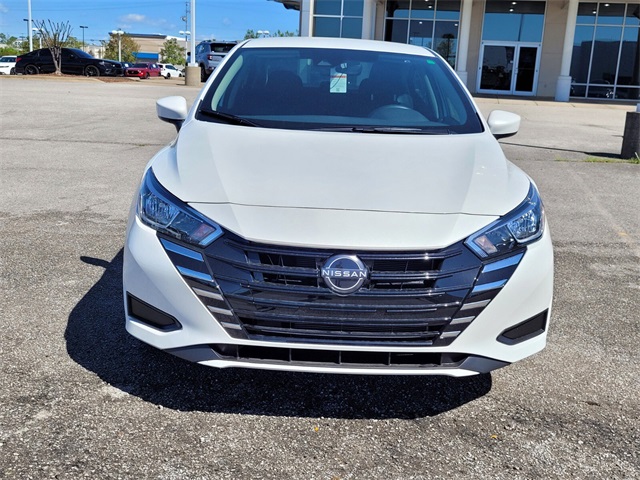 2024 Nissan Versa SV photo 2