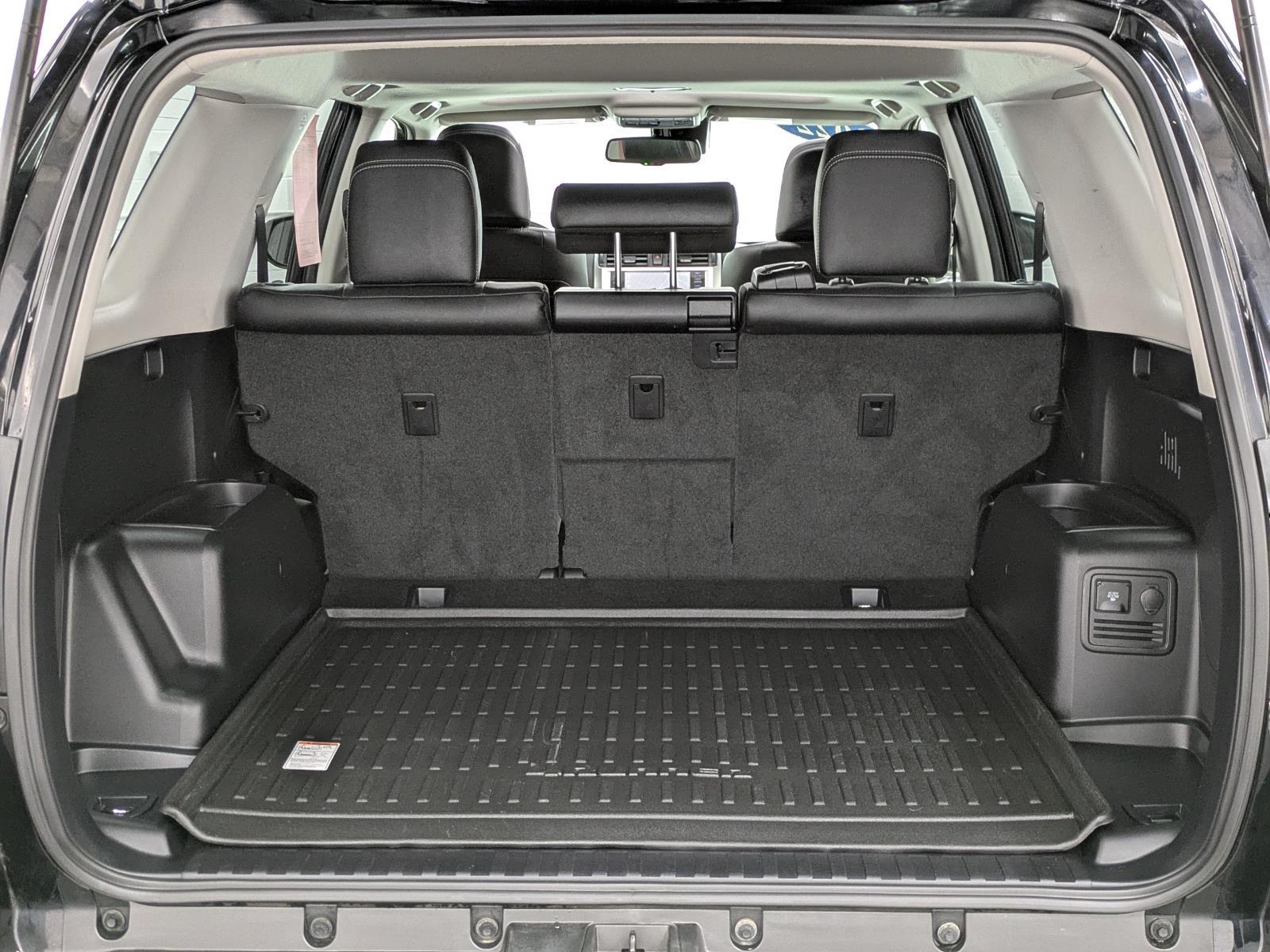 2022 Toyota 4Runner Limited photo 2