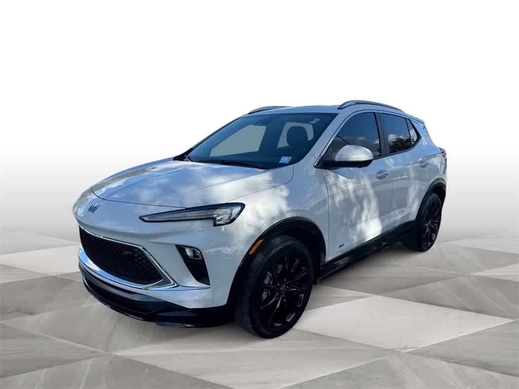 2025 Buick Encore GX Sport Touring's photo