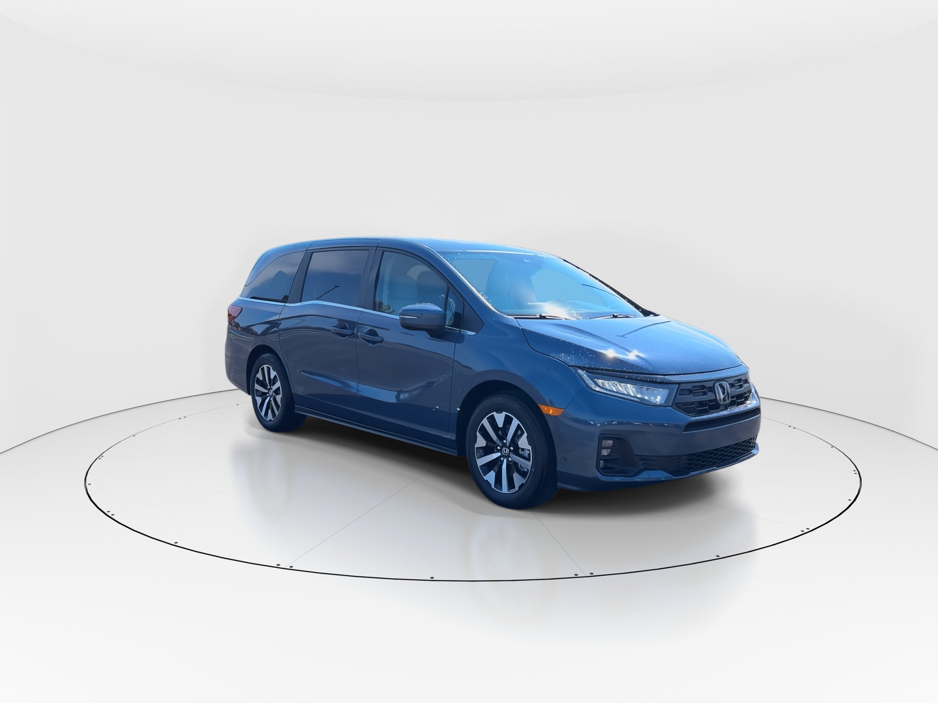 2026 Honda Odyssey EX-L photo 2