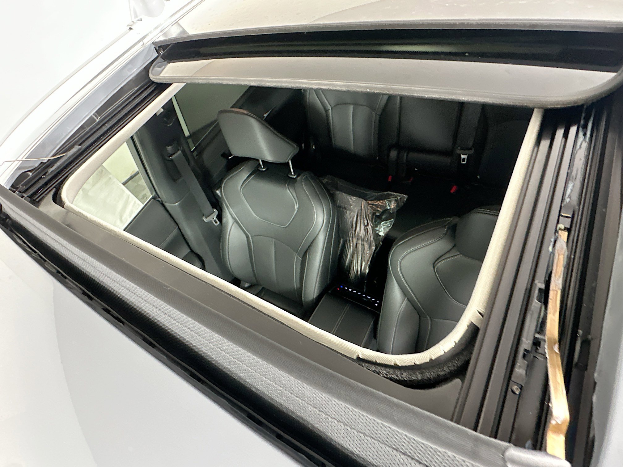 2026 Infiniti QX60 Luxe photo 12