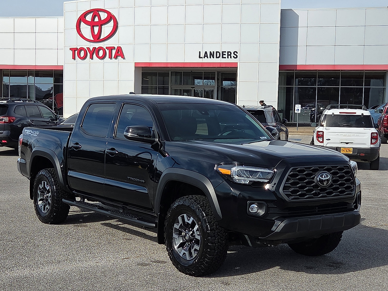 2022 Toyota Tacoma TRD Off Road's photo