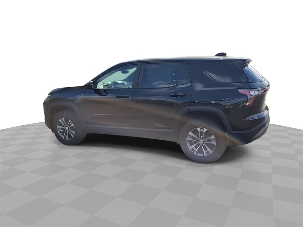 2026 Chevrolet Equinox LT photo 5