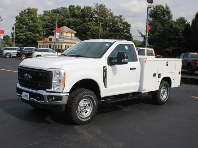 2023 Ford F-250 XL photo 3