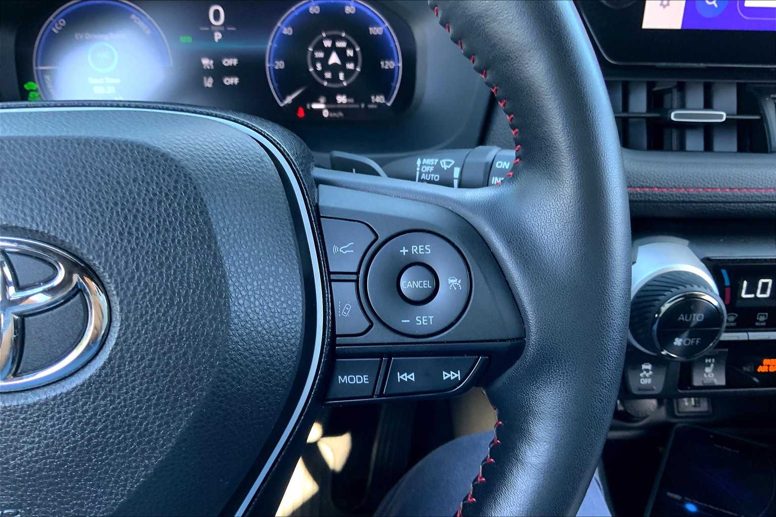 2023 Toyota RAV4 Prime XSE photo 21