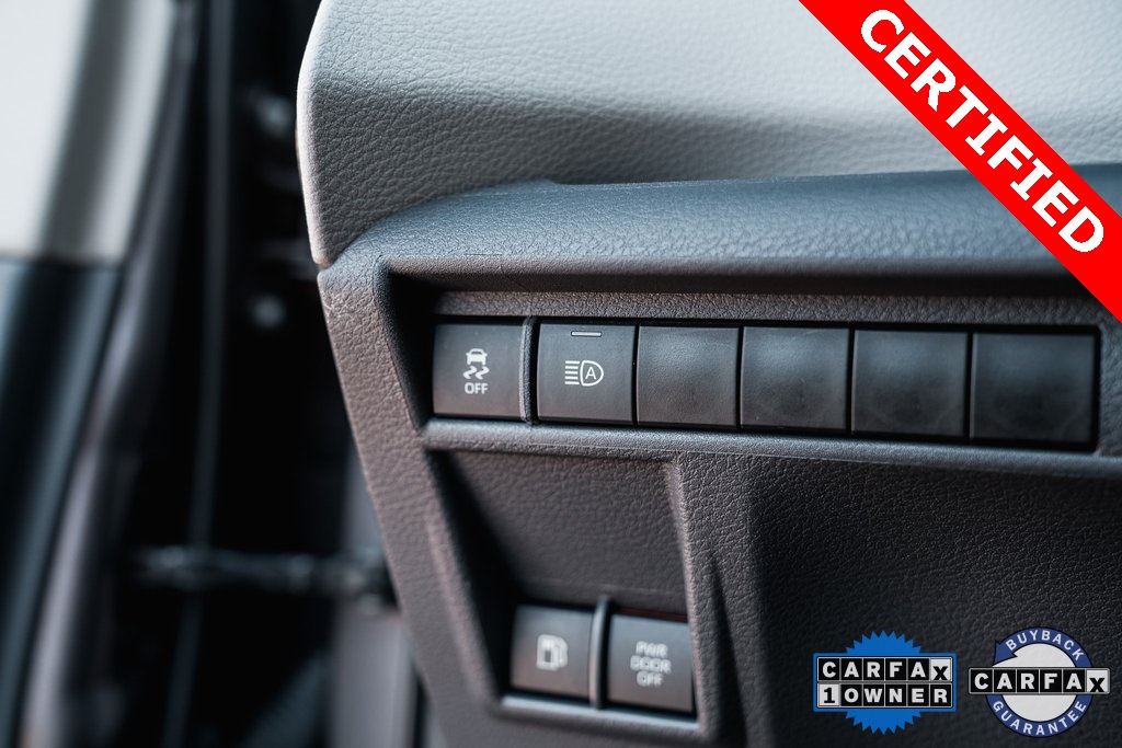 2021 Toyota Sienna XLE photo 14