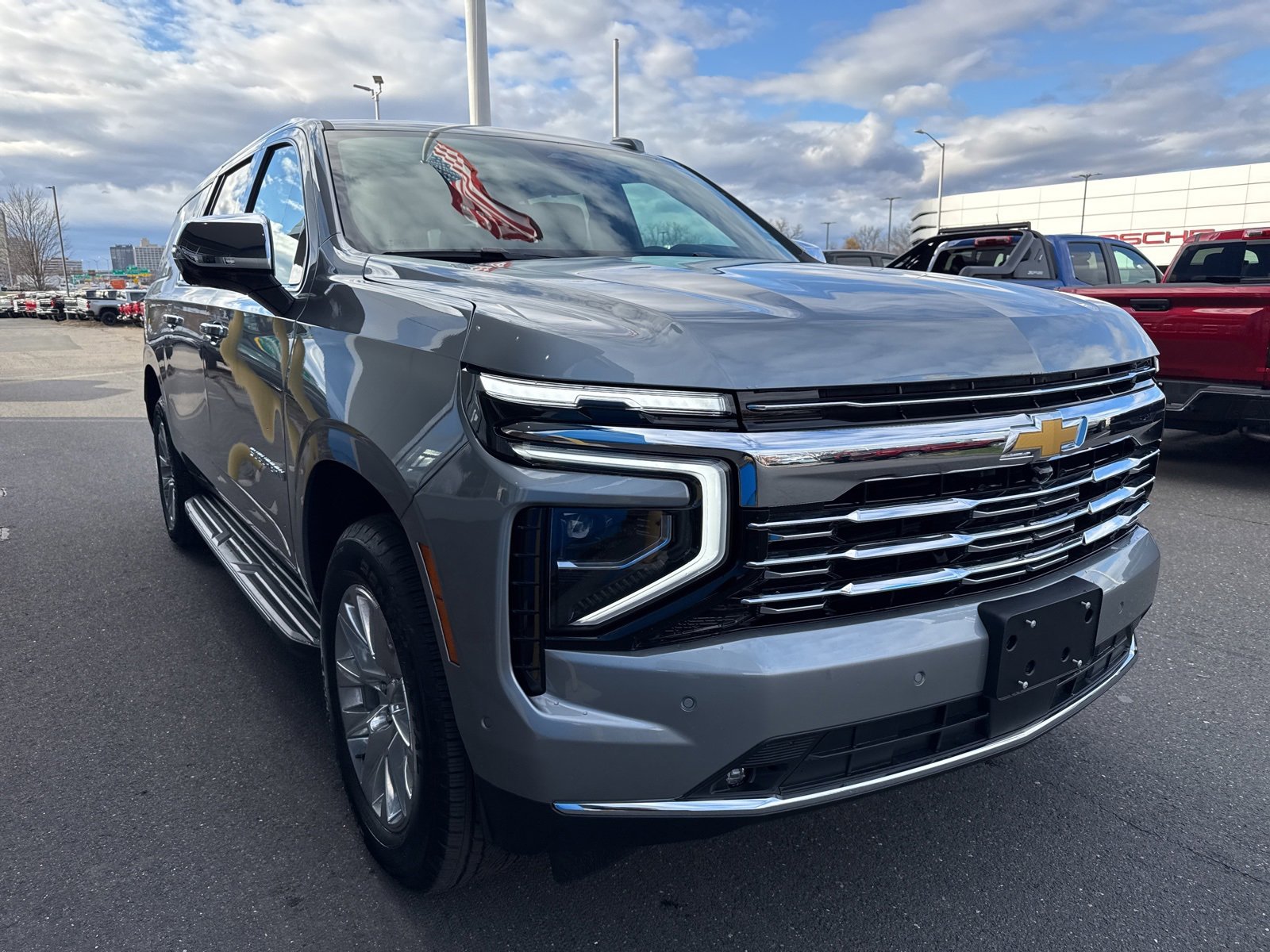 2025 Chevrolet Tahoe High Country photo 4