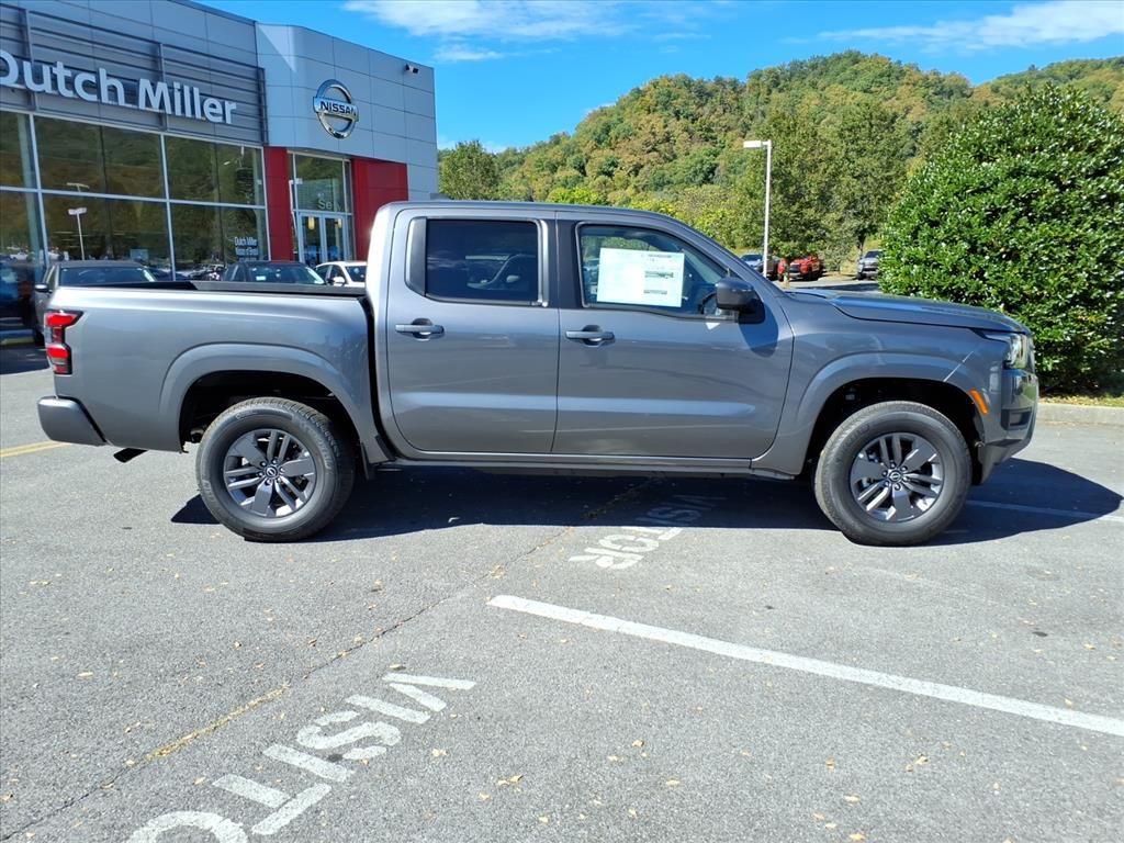 2026 Nissan Frontier SV photo 2