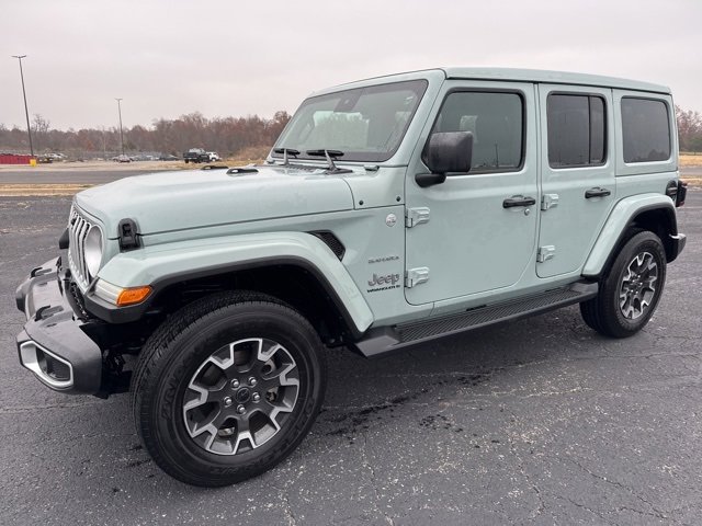 2024 Jeep Wrangler 4-Door Sahara's photo