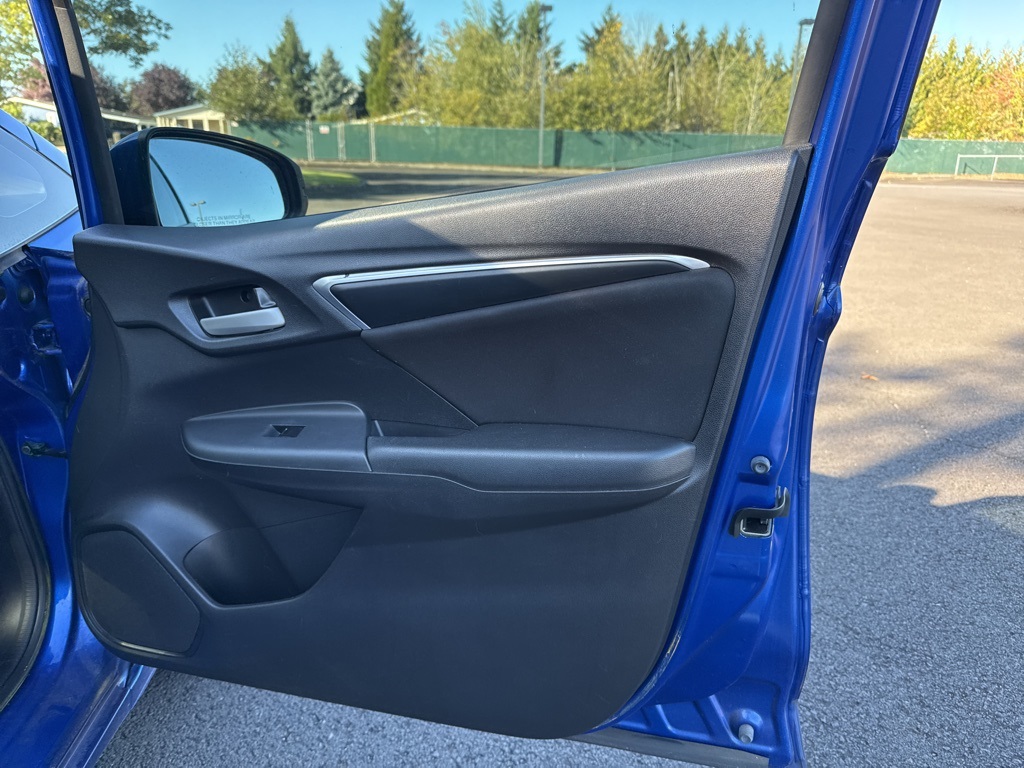 2017 Honda Fit LX photo 21