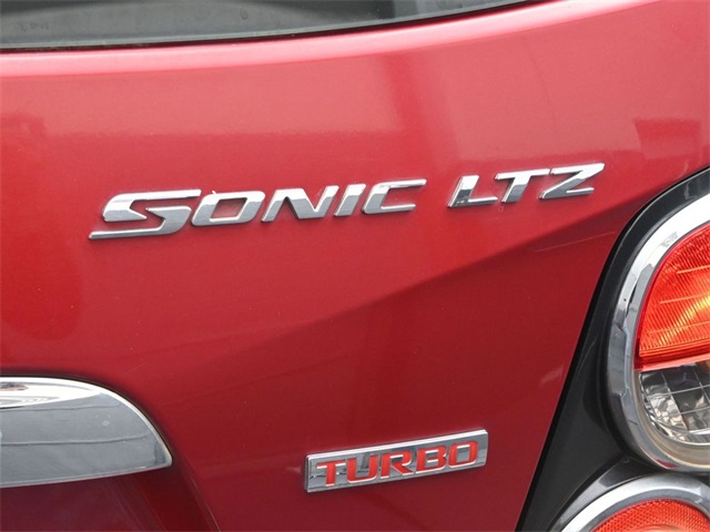 2014 Chevrolet Sonic LTZ photo 9