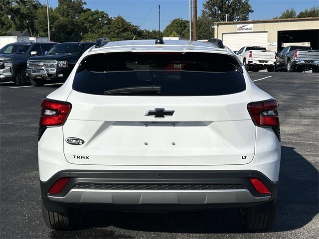 2026 Chevrolet Trax LT photo 4