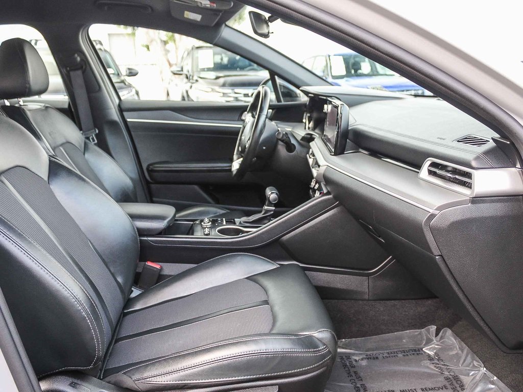 2023 Kia K5 GT-Line photo 16