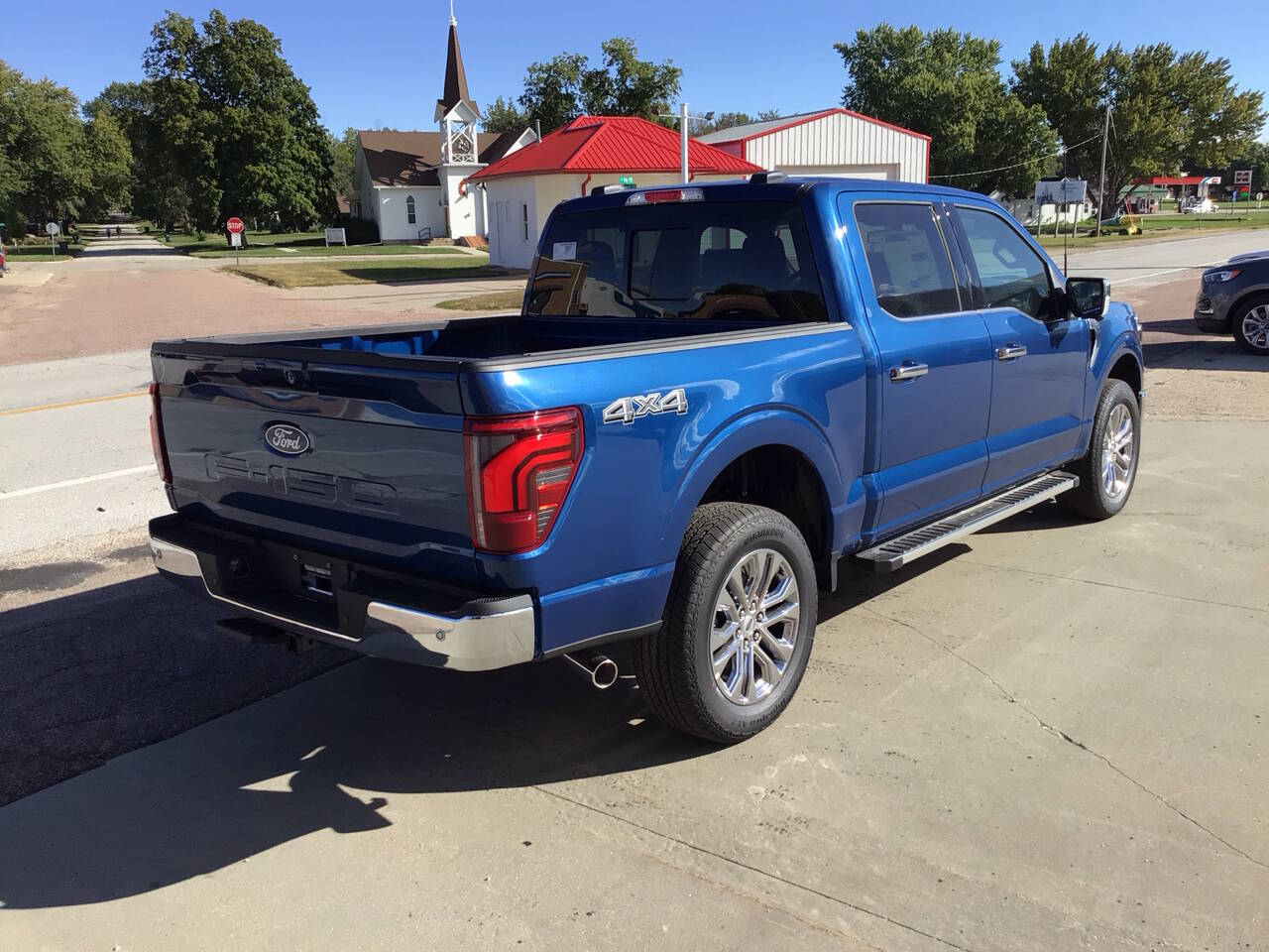 2025 Ford F-150 Lariat photo 3