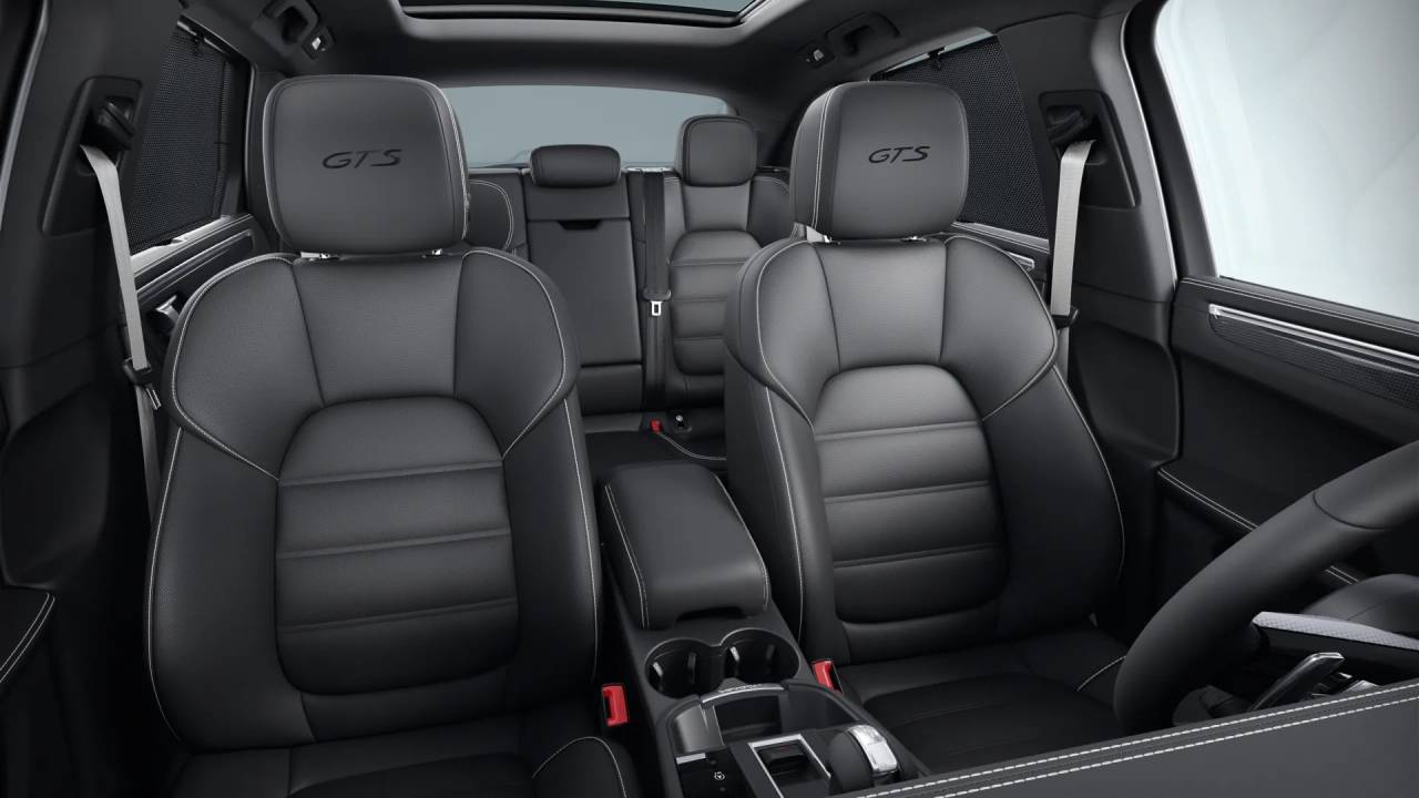 2026 Porsche Macan GTS photo 10