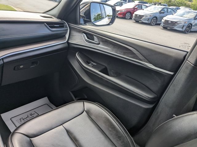 2024 Jeep Grand Cherokee Limited photo 13