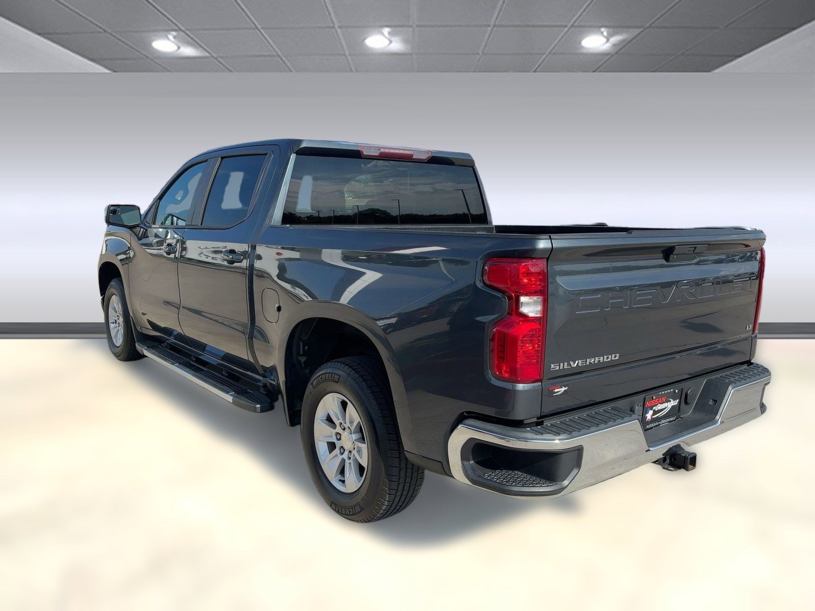 2019 Chevrolet Silverado 1500 LT photo 3