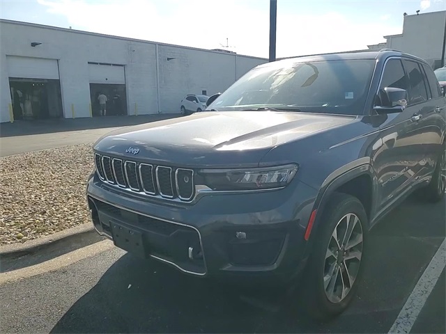 2022 Jeep Grand Cherokee Overland photo 8