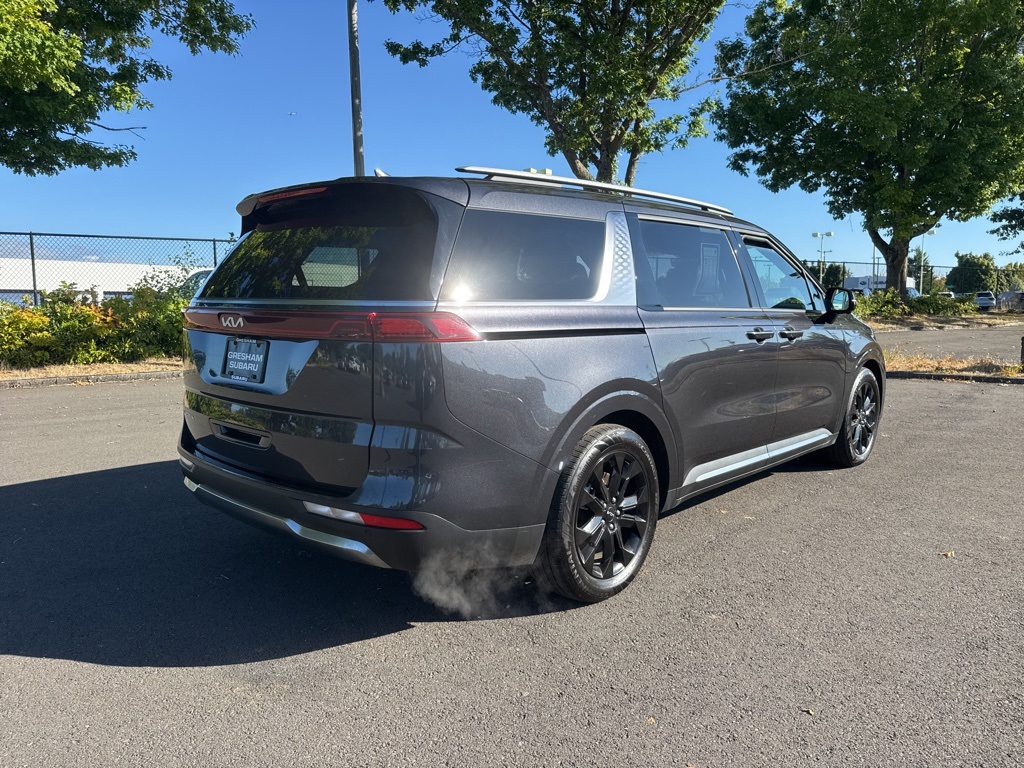 2024 Kia Carnival SX Prestige photo 2