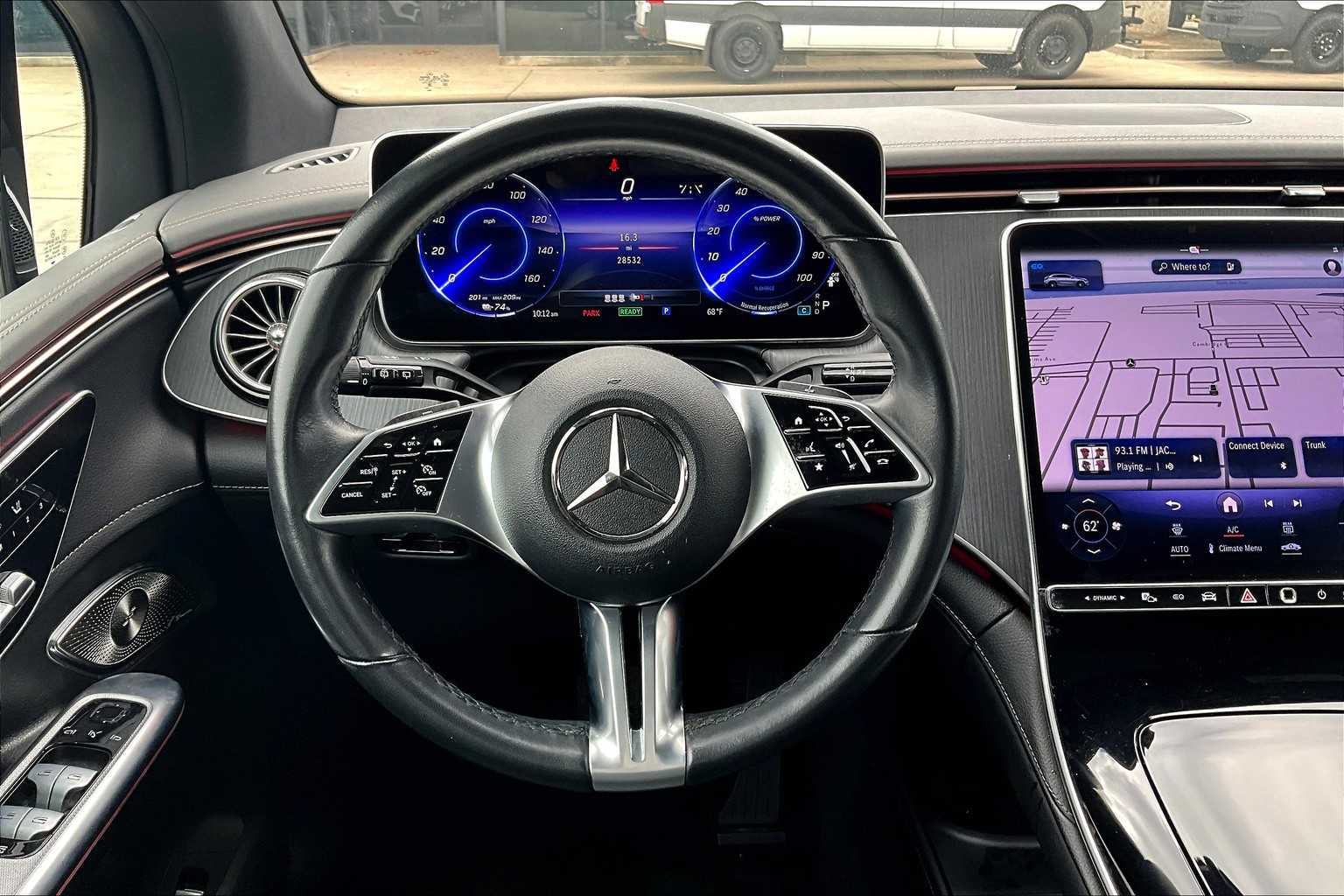 2023 Mercedes Benz EQE SUV 350 photo 4