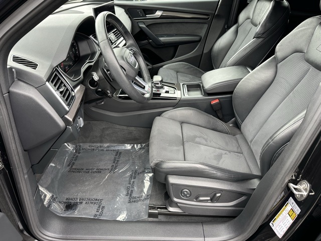 2022 Audi SQ5 Premium Plus photo 3