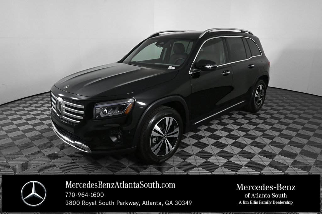 2025 Mercedes-Benz GLB Base's photo