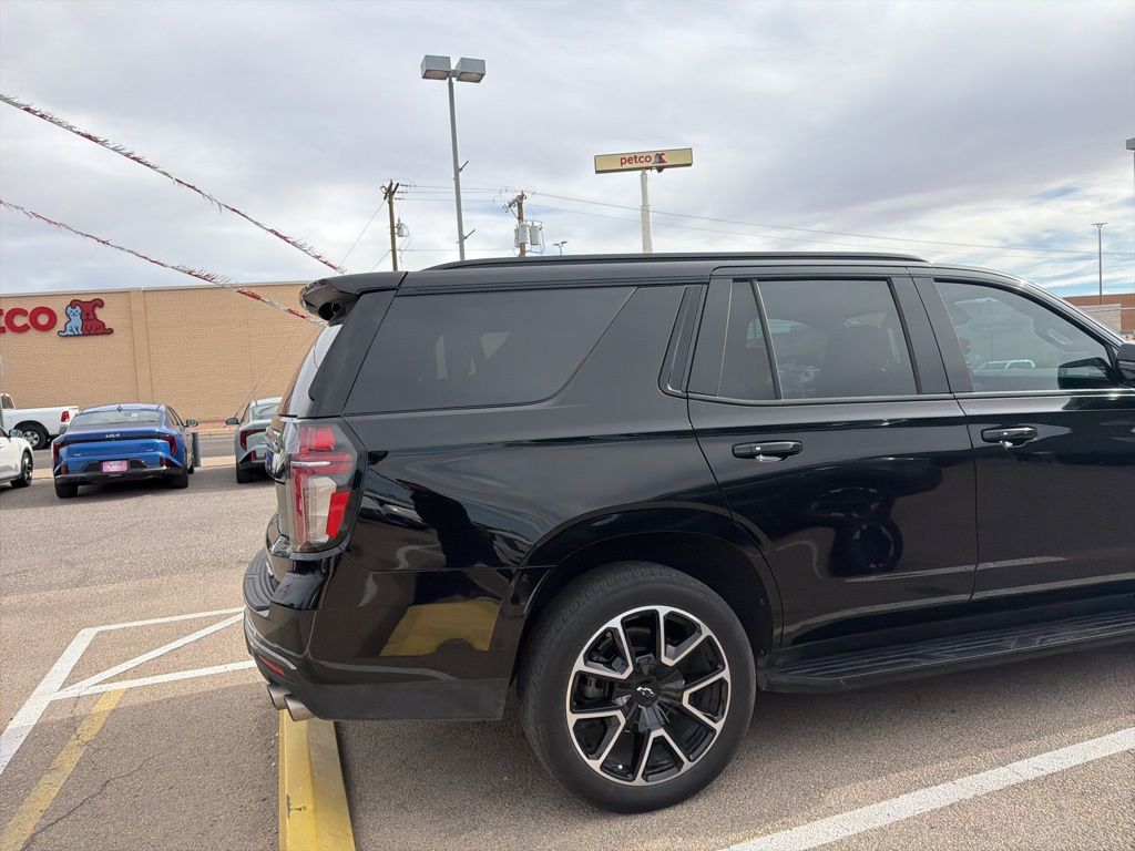 2022 Chevrolet Tahoe RST photo 4