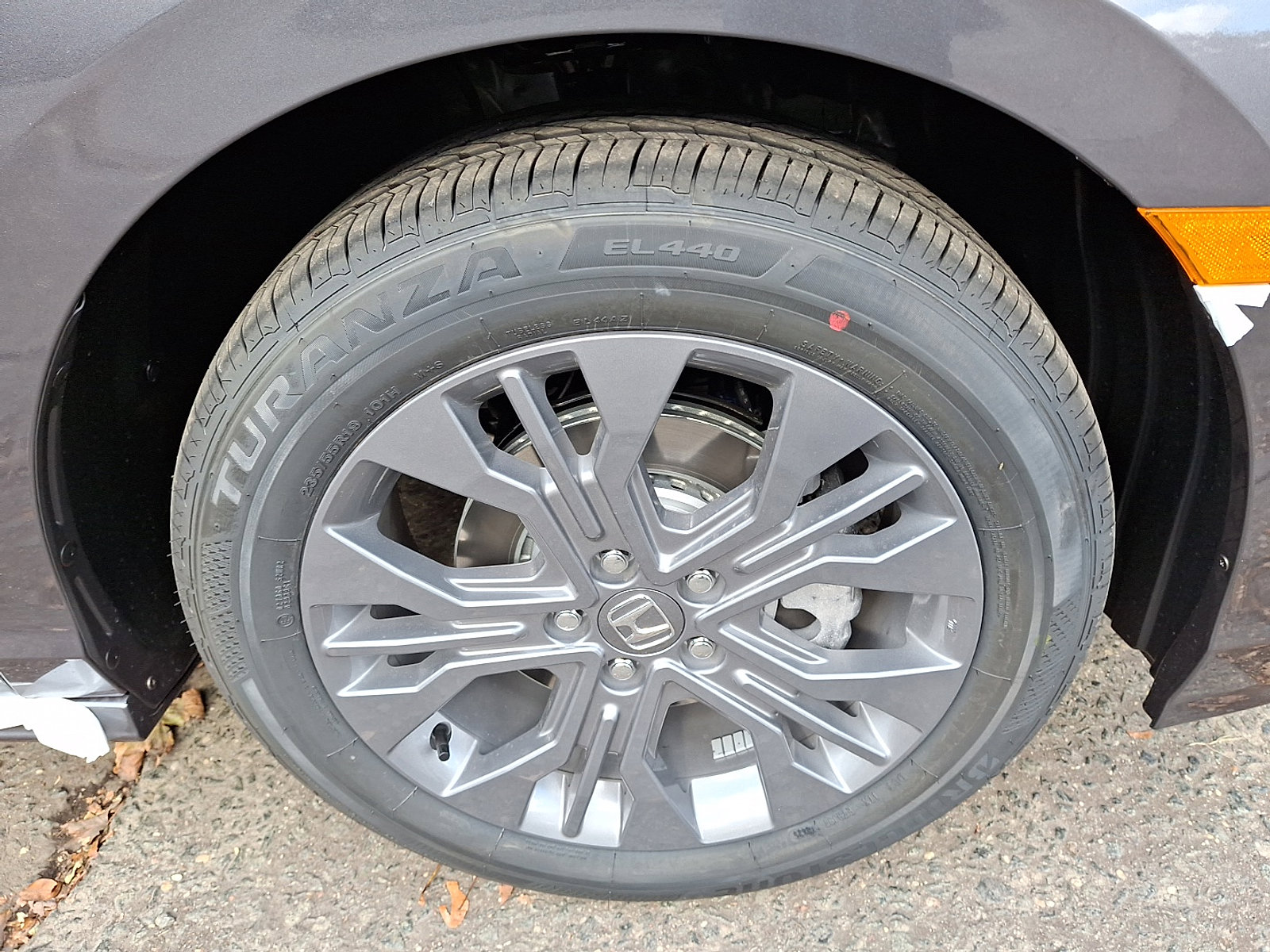 2026 Honda Odyssey Touring photo 3