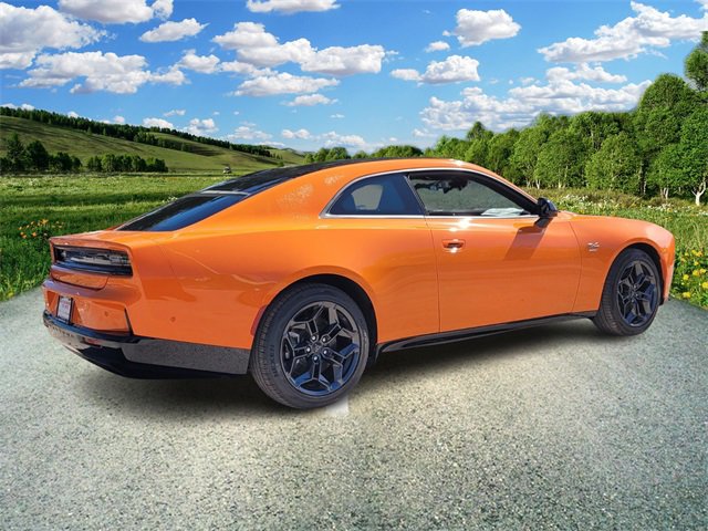 2025 Dodge Charger Daytona R/T AWD photo 4