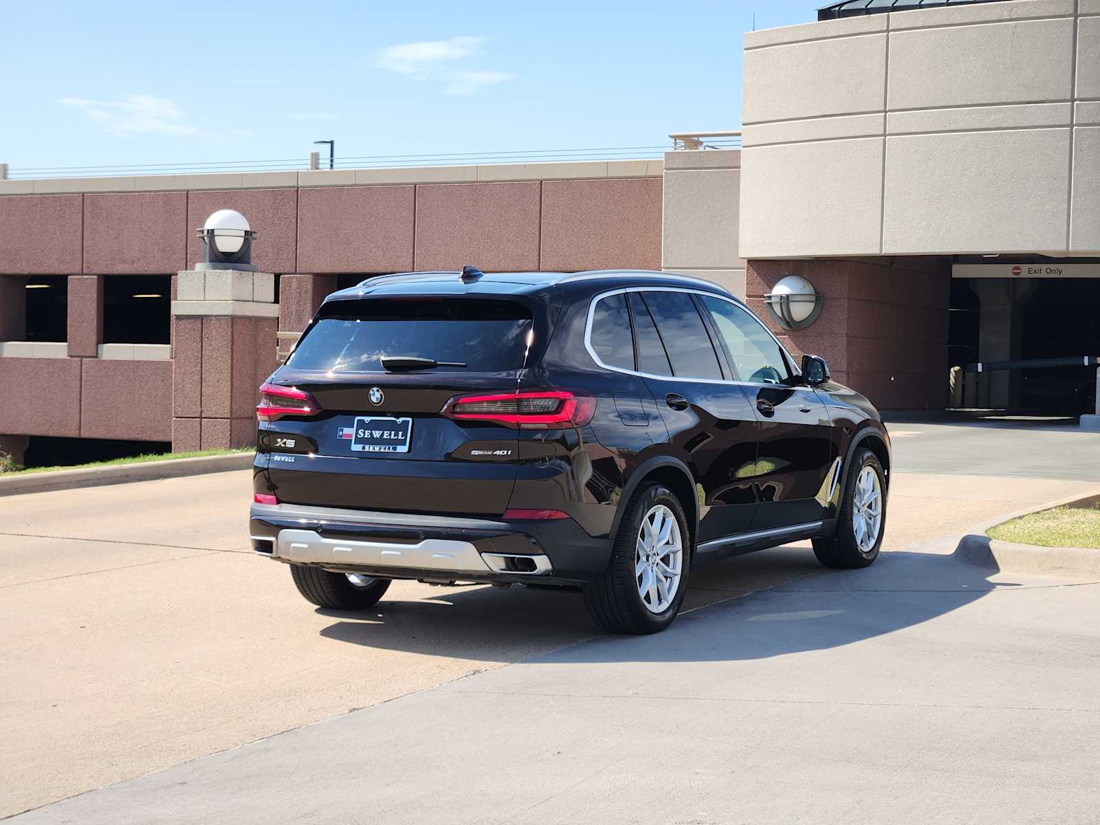 2023 Bmw X5 sDrive40i photo 2