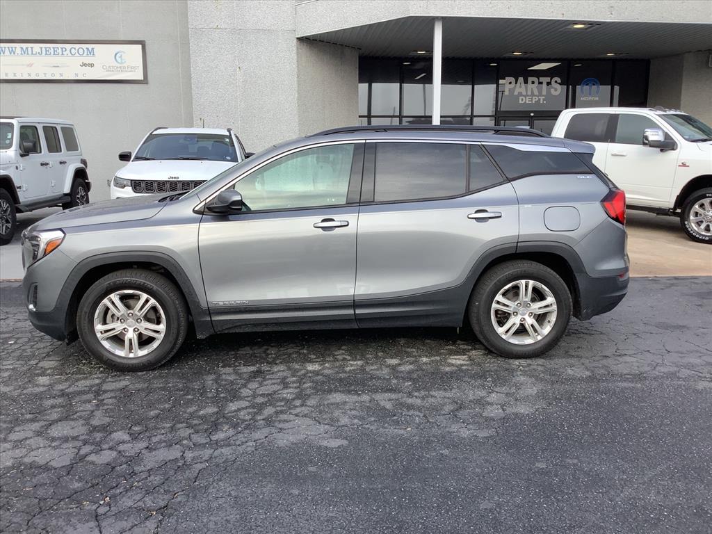 2020 GMC Terrain SLE's photo