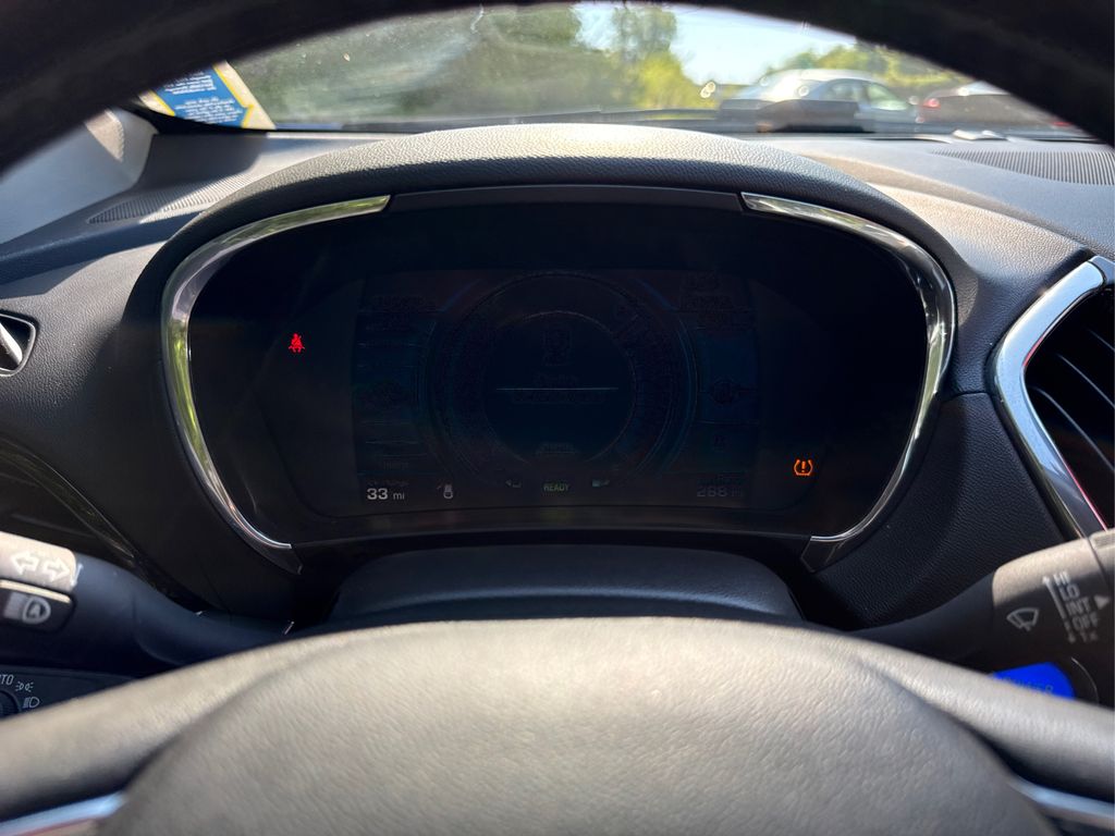 2016 Chevrolet Volt Premier photo 18