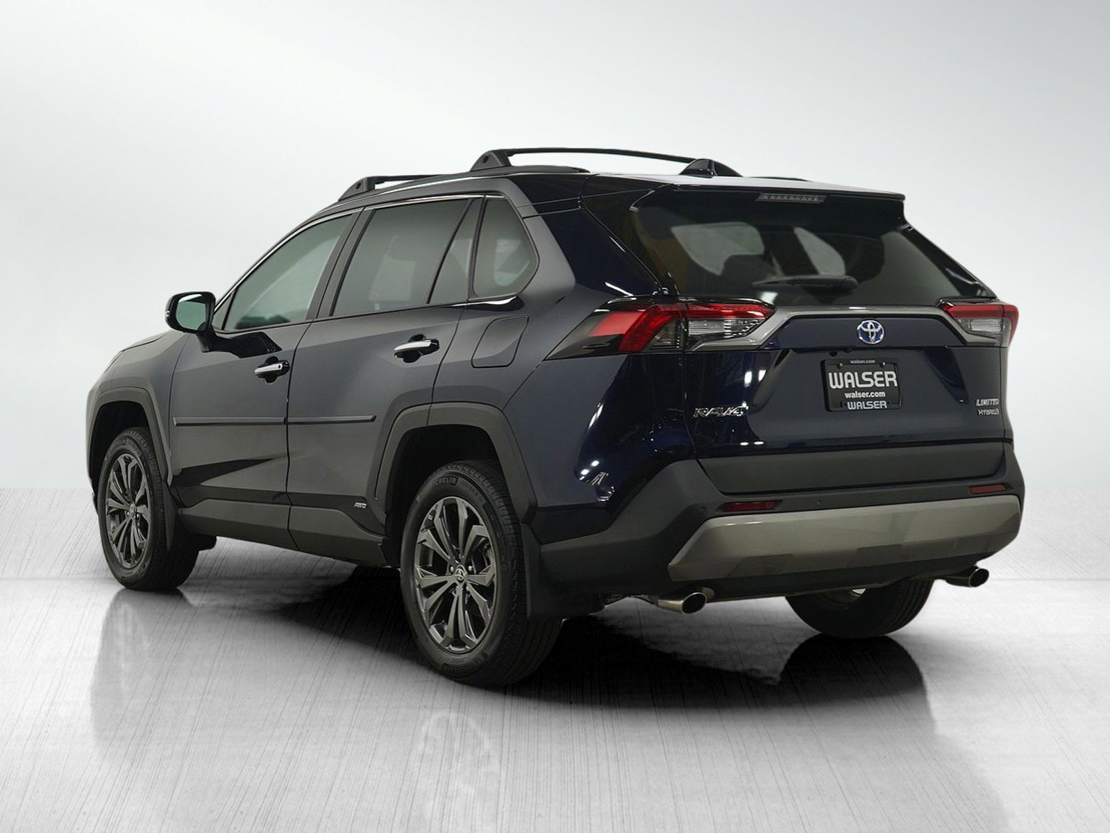 2023 Toyota RAV4 Hybrid Limited photo 3