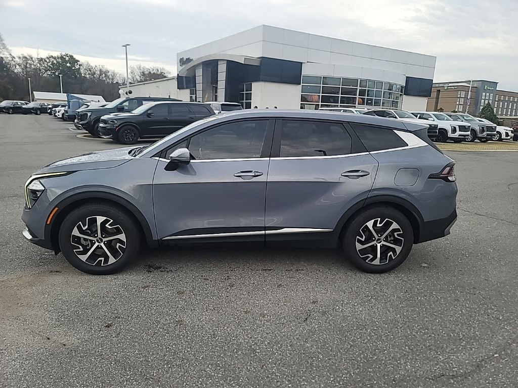 2023 Kia Sportage EX photo 4