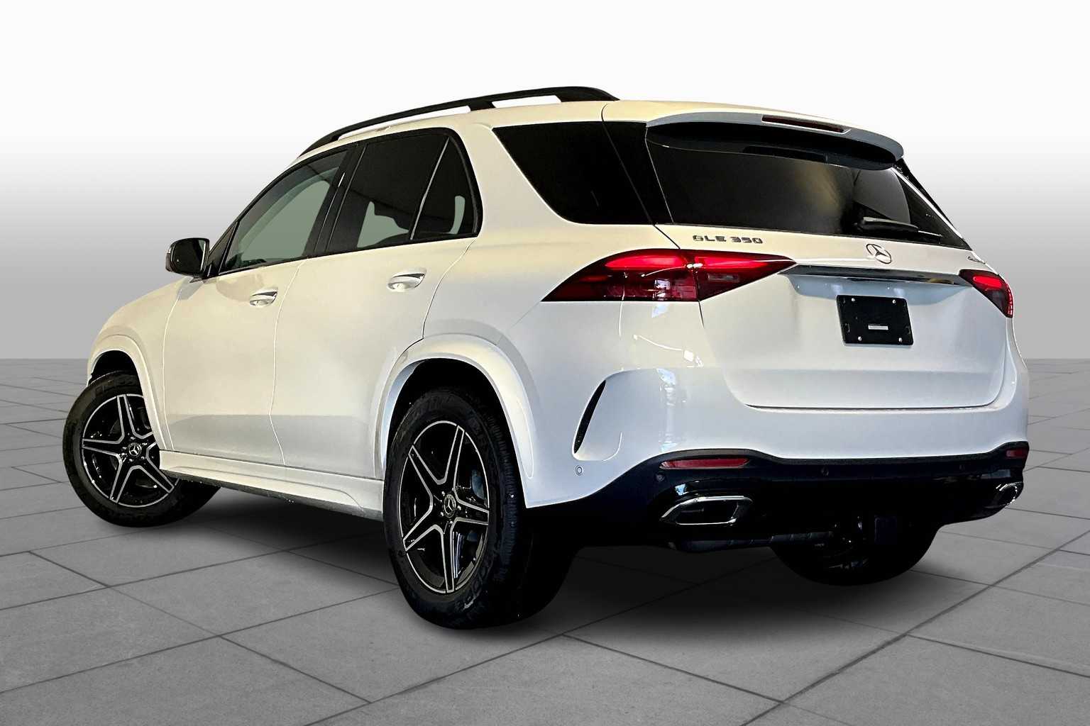 2026 Mercedes Benz GLE 350 4MATIC photo 3