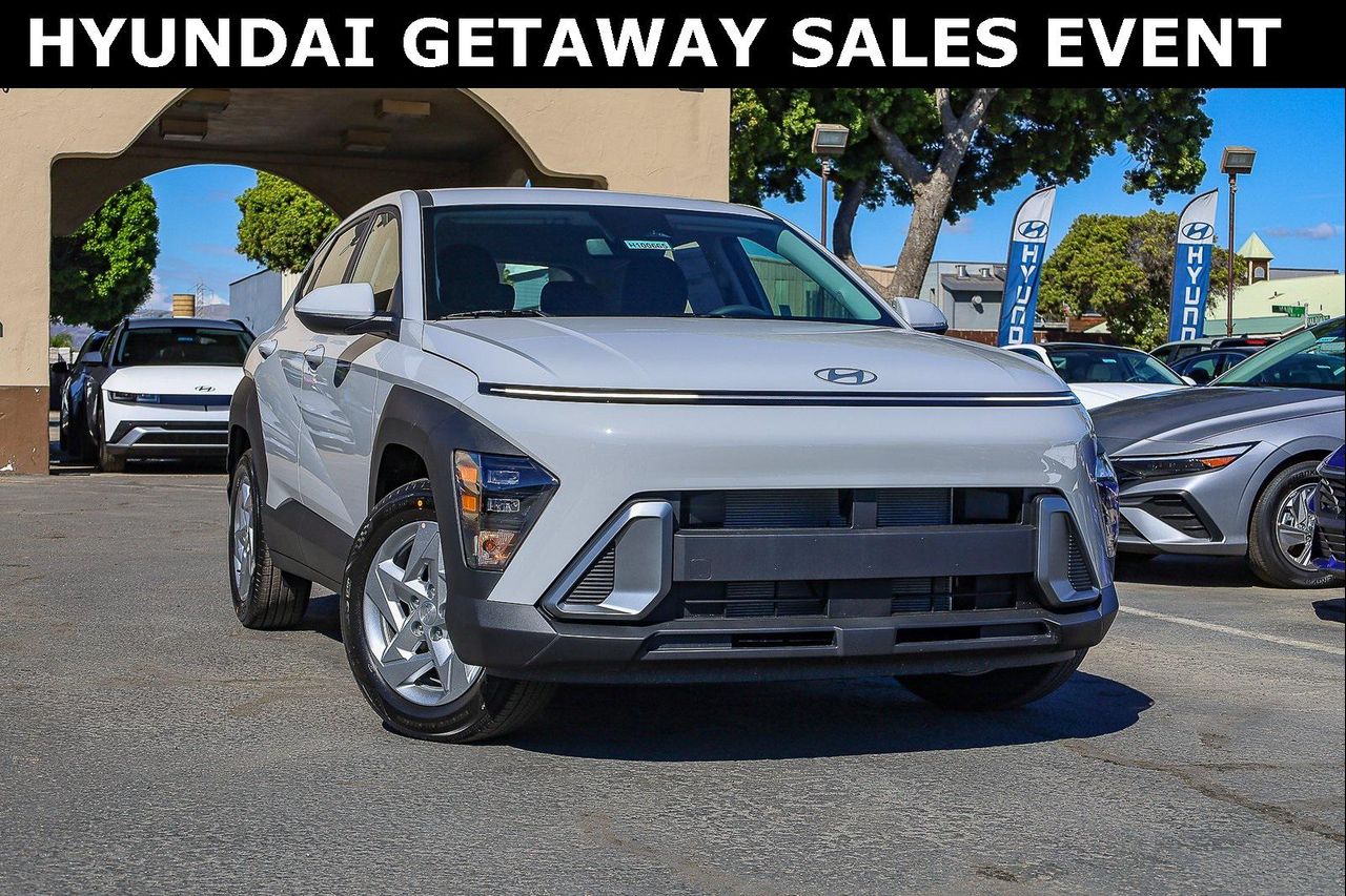 2026 Hyundai Kona SE's photo