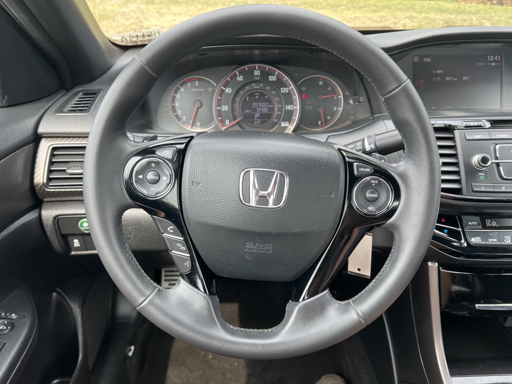 2017 Honda Accord Sport photo 25